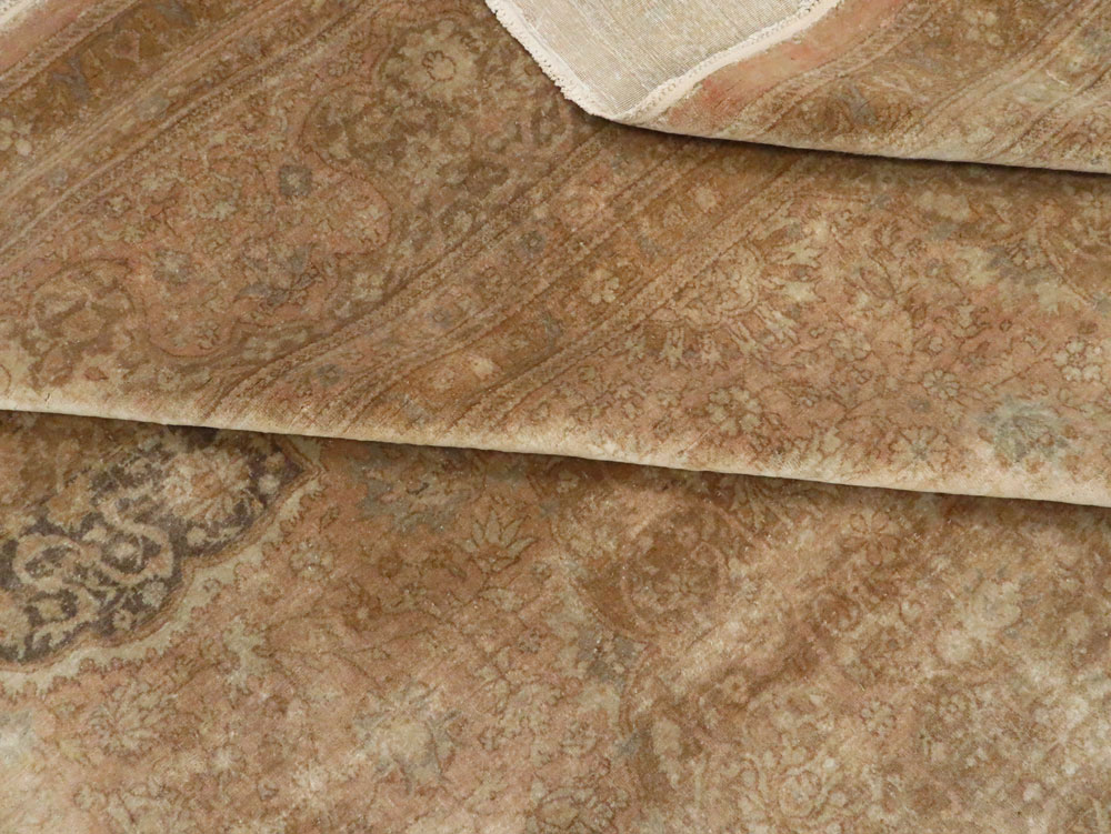 Antique Turkish Sivas Carpet, No.17556 - Gsblank