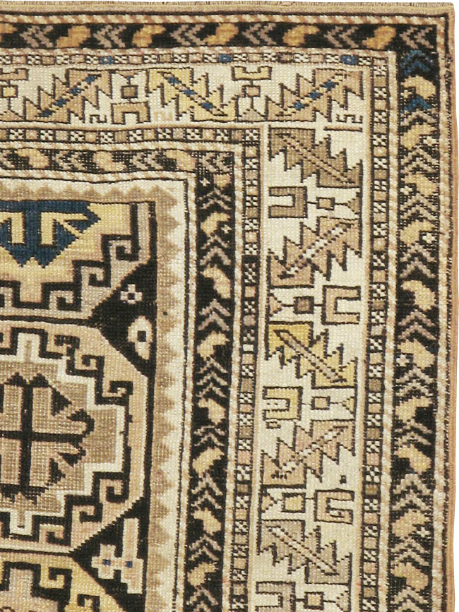 Antique Caucasian Shirvan Rug, No.17560 - Gsblank