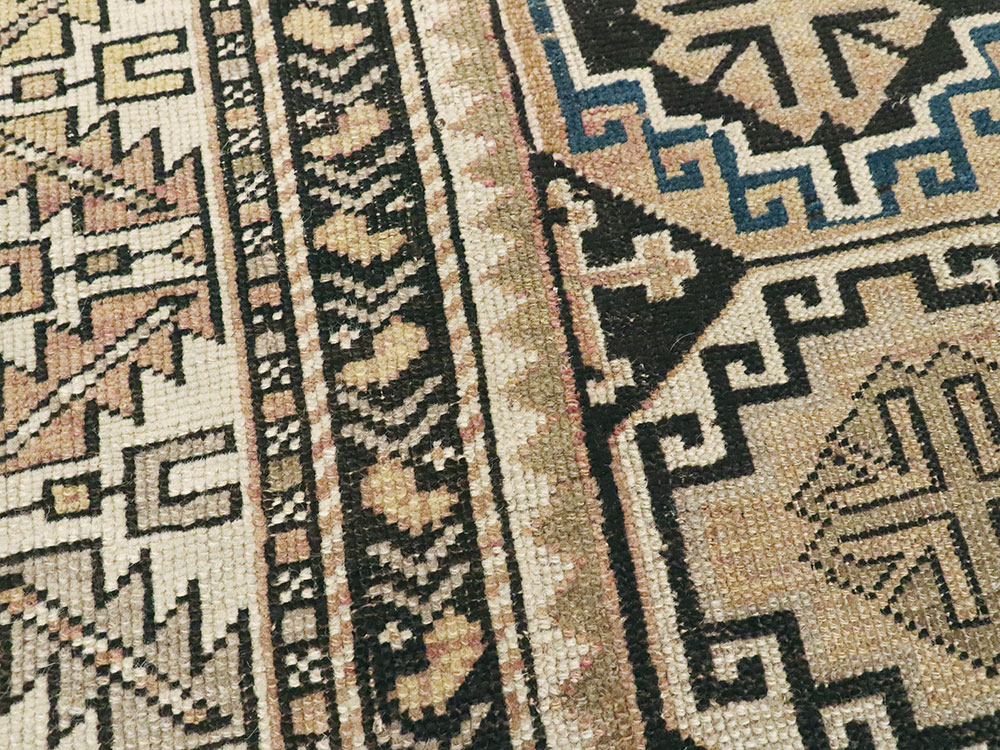 Antique Caucasian Shirvan Rug, No.17560 - Gsblank