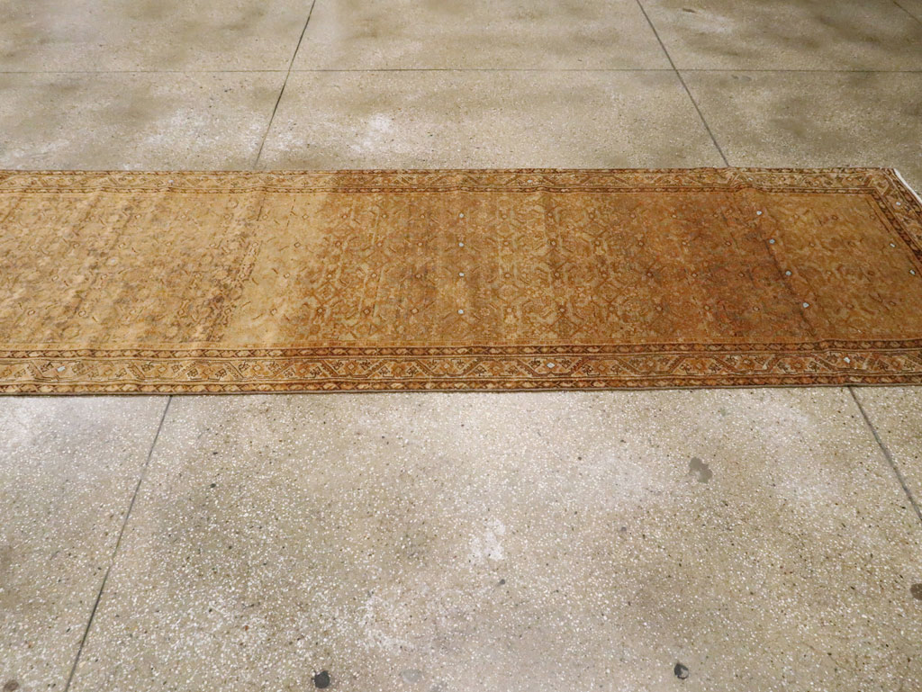 Antique Malayer Runner, No.17566 - Gsblank
