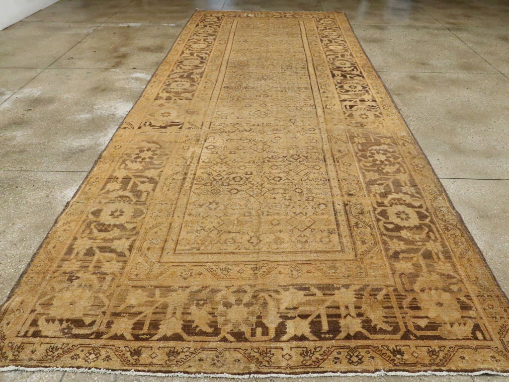 Antique Persian Malayer Carpet, No.17572 - Gsblank