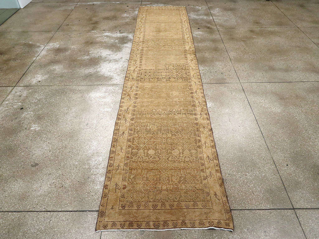 Vintage Persian Malayer Runner, No.17588 - Gsblank