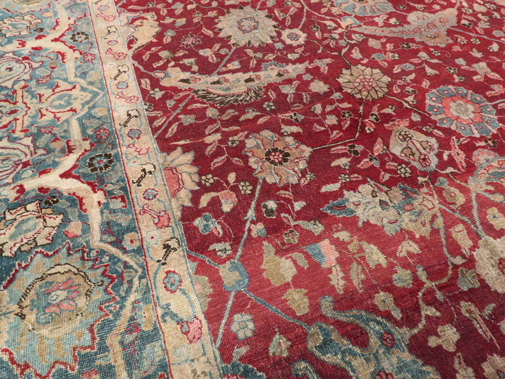Antique Persian Tabriz Carpet, No.17609 - Gsblank