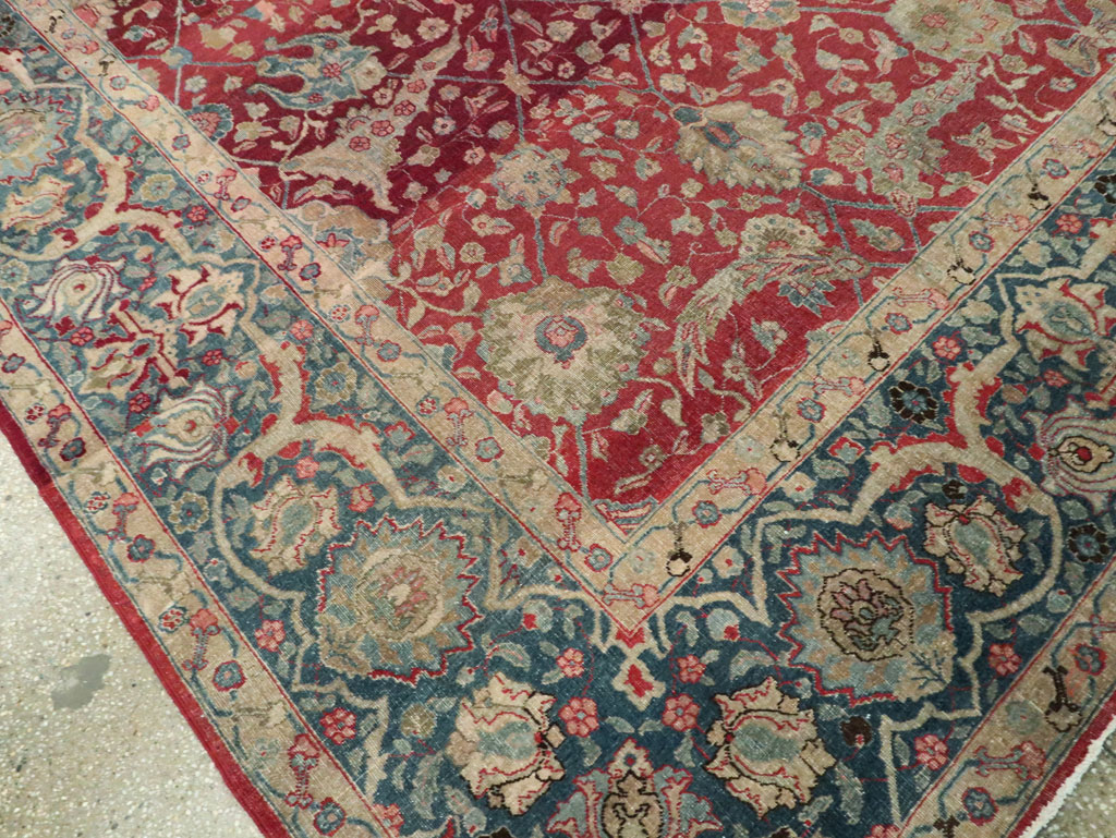 Antique Persian Tabriz Carpet, No.17609 - Gsblank