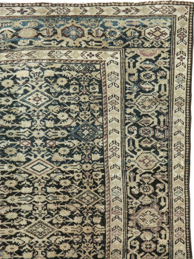 Antique Persian Malayer Carpet, No.17610 - Gsblank
