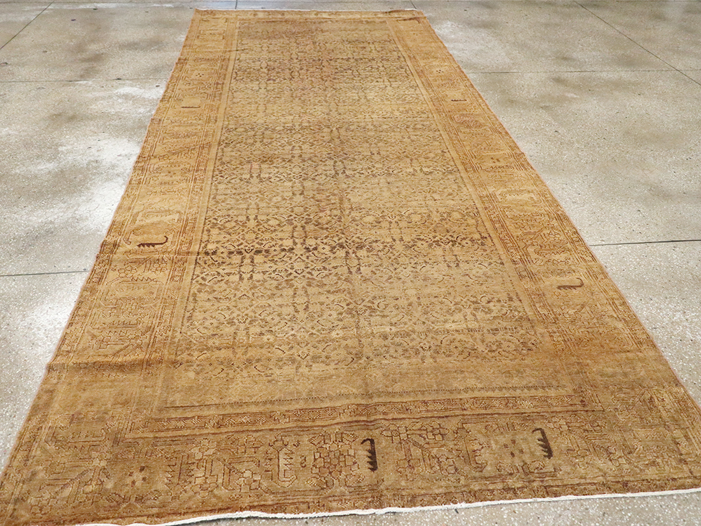 Antique Persian Malayer Carpet, No.17615 - Gsblank