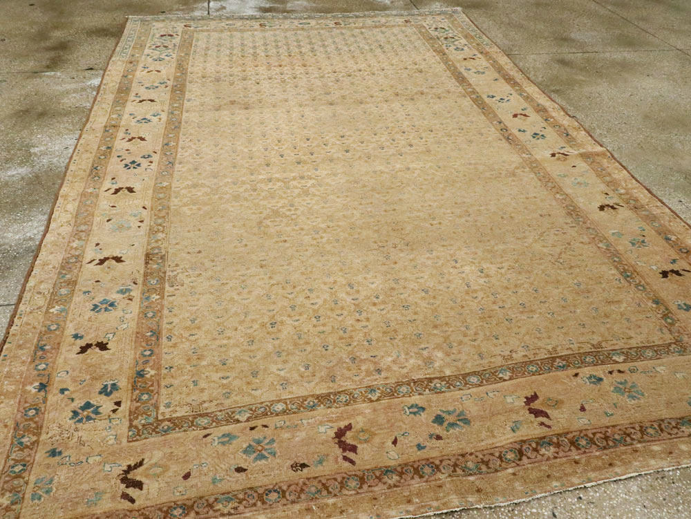 Antique Persian Tabriz Rug, No.17653 - Gsblank