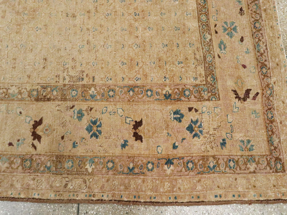 Antique Persian Tabriz Rug, No.17653 - Gsblank