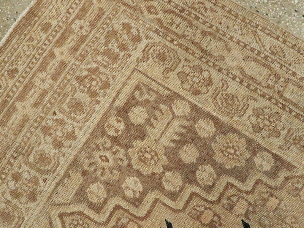 Vintage East Turkestan Khotan Rug, No.17659 - Gsblank