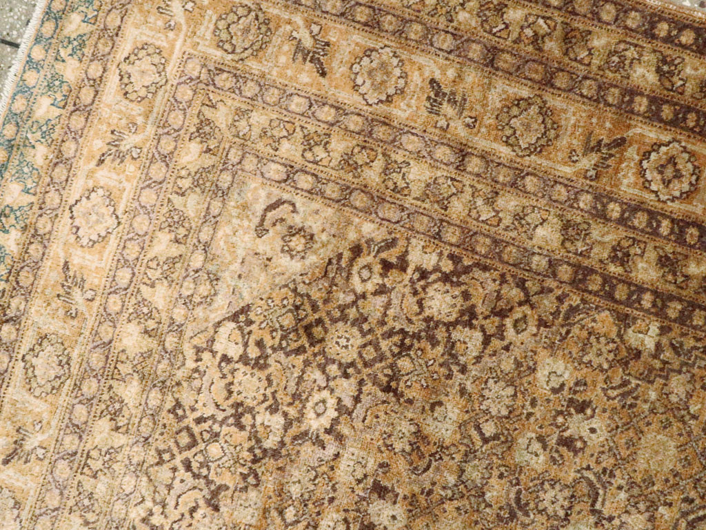 Antique Persian Tabriz Rug, No.17664 - Gsblank