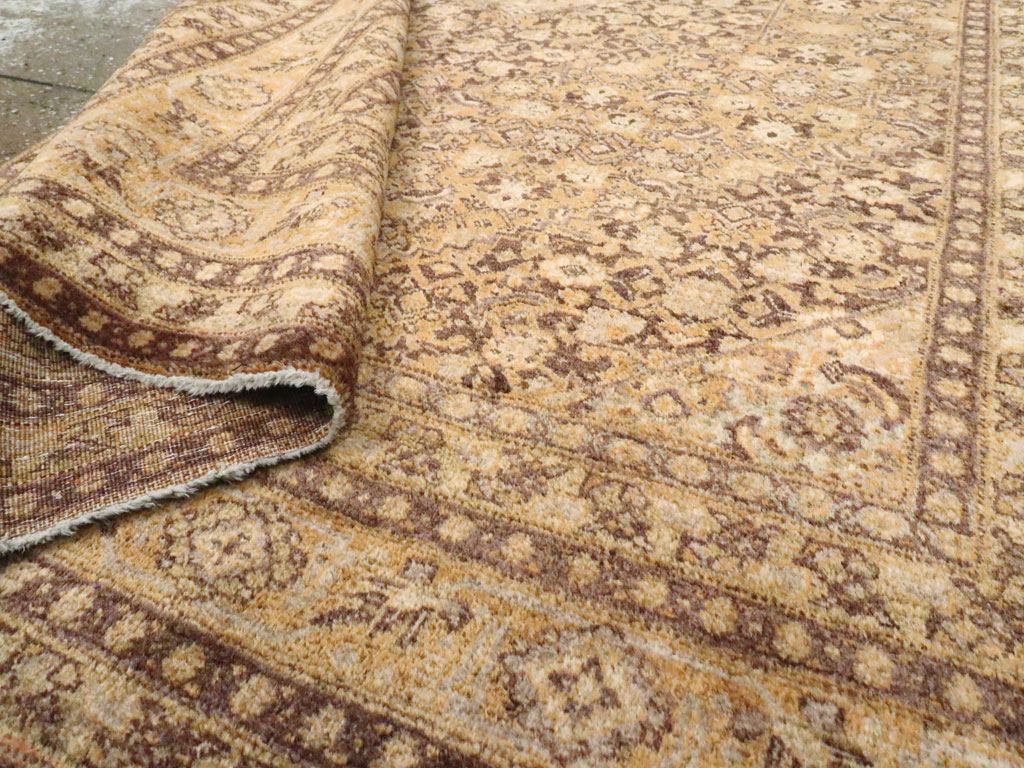Antique Persian Tabriz Rug, No.17664 - Gsblank