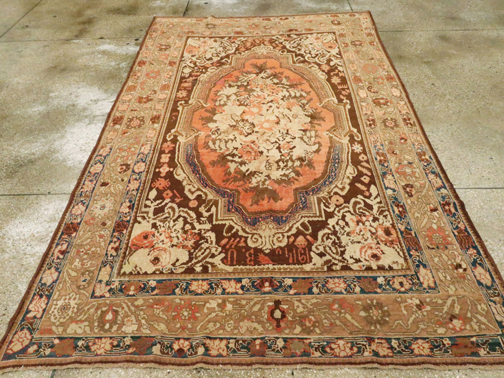 Antique Caucasian Karabagh Rug, No.17669 - Gsblank