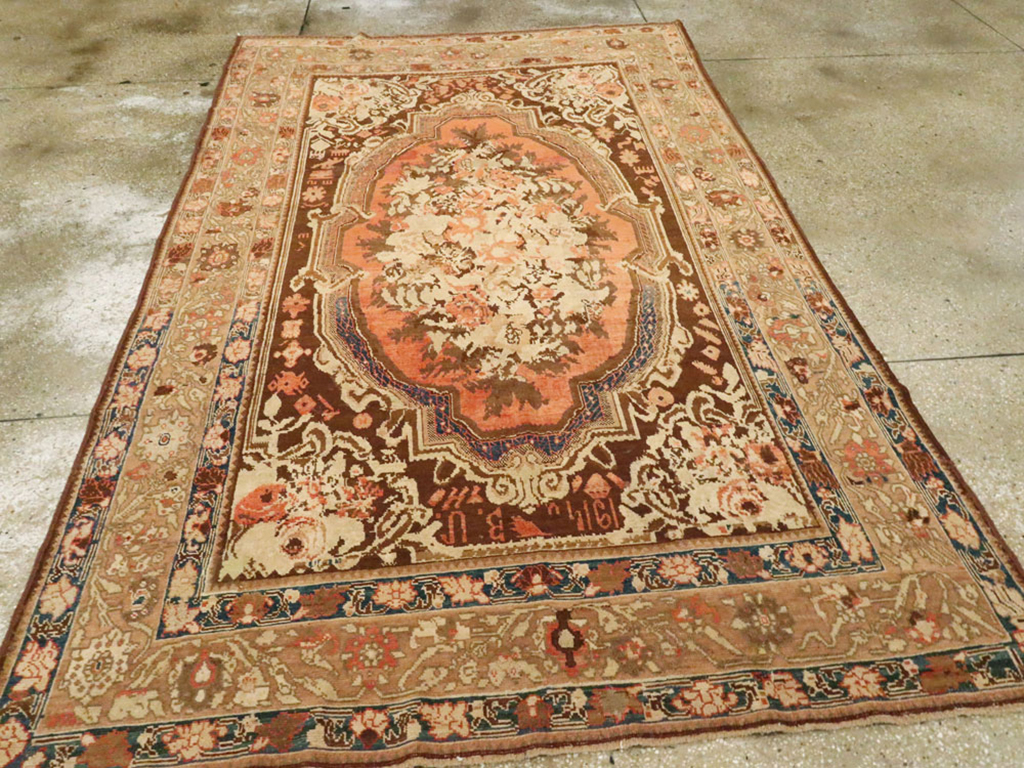 Antique Caucasian Karabagh Rug, No.17669 - Gsblank