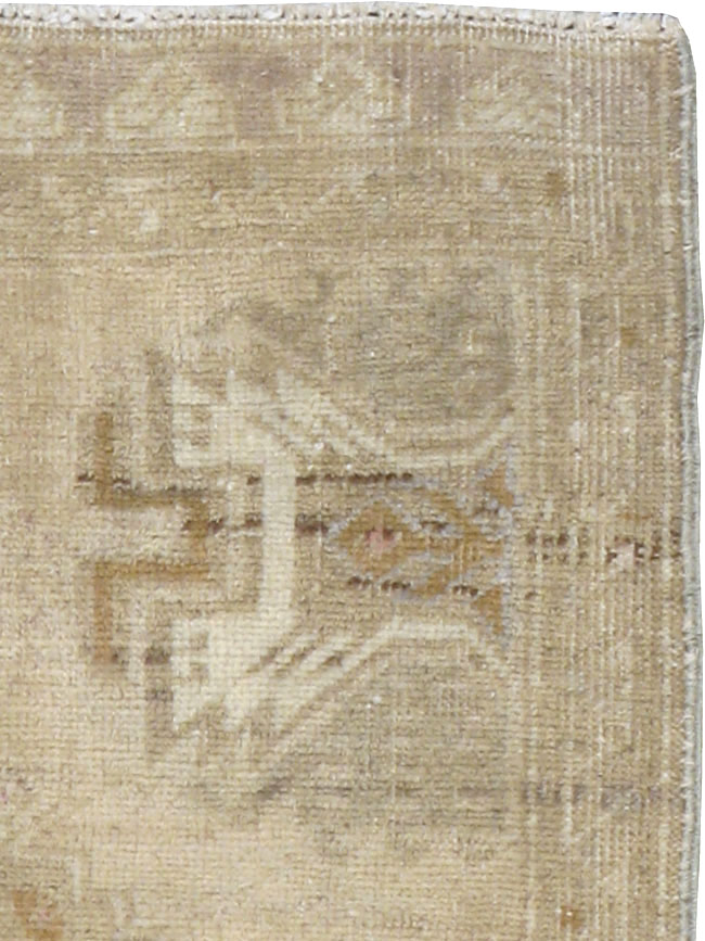 Antique Turkish Oushak Rug, No.17682 - Gsblank