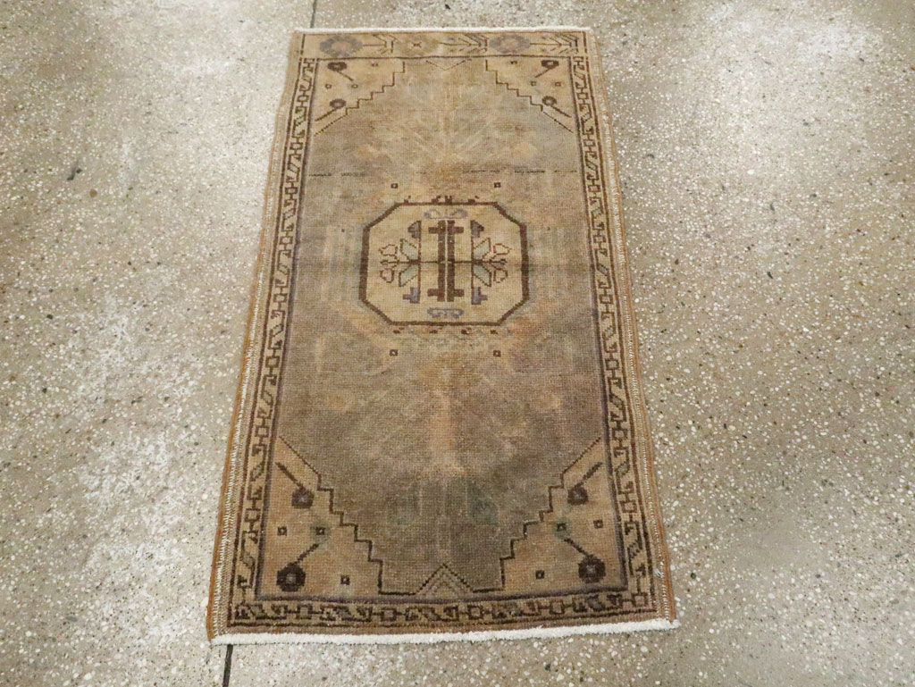 Vintage Turkish Oushak Rug, No.17687 - Gsblank