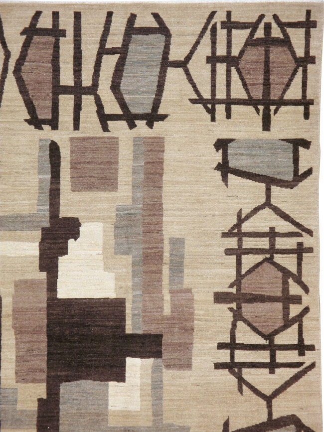 Modernist Persian Tabriz Carpet, No.17696 - Gsblank