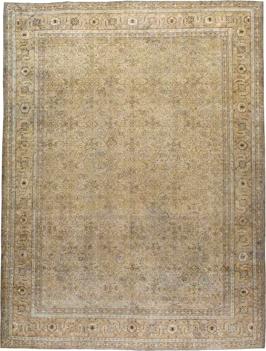 Antique Persian Tabriz Carpet, No.17717 - Gsblank