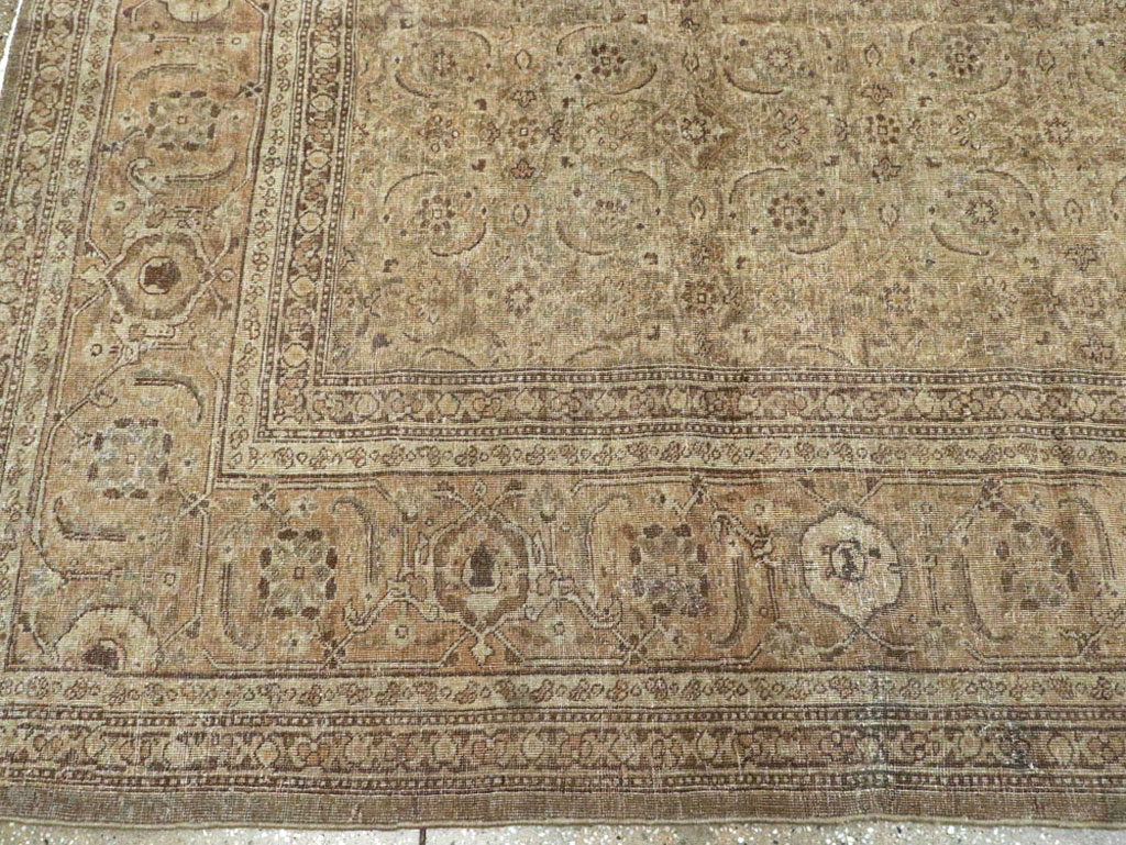Antique Persian Tabriz Carpet, No.17717 - Gsblank