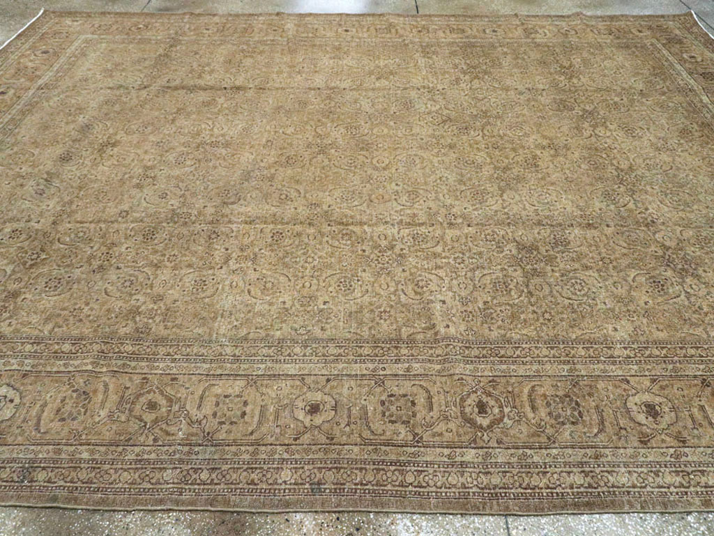 Antique Persian Tabriz Carpet, No.17717 - Gsblank