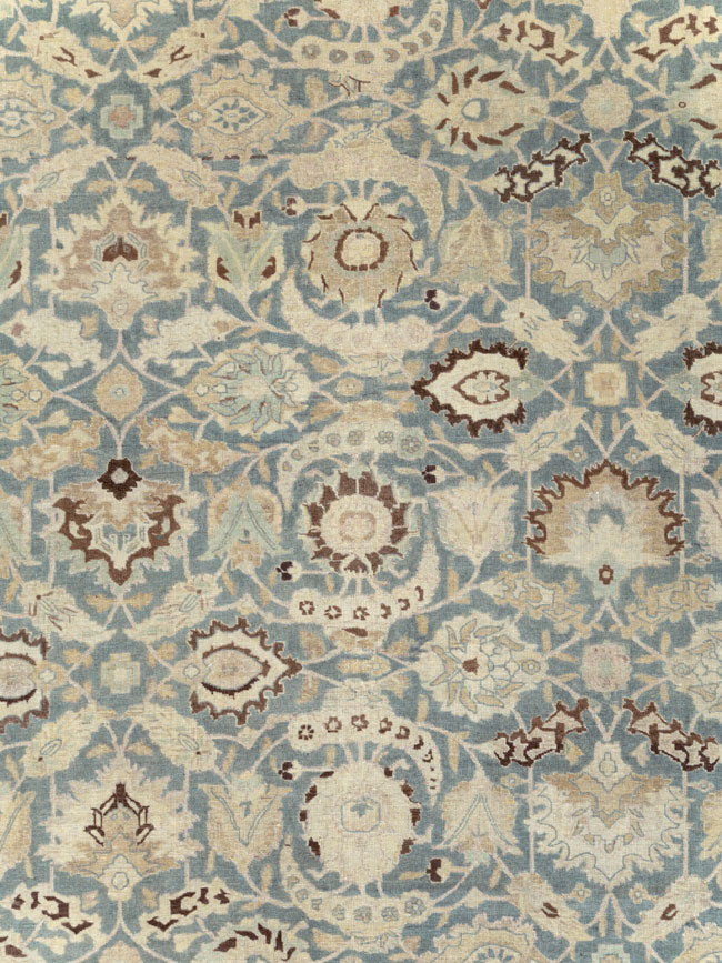 Antique Persian Tabriz Carpet, No.17733 - Gsblank