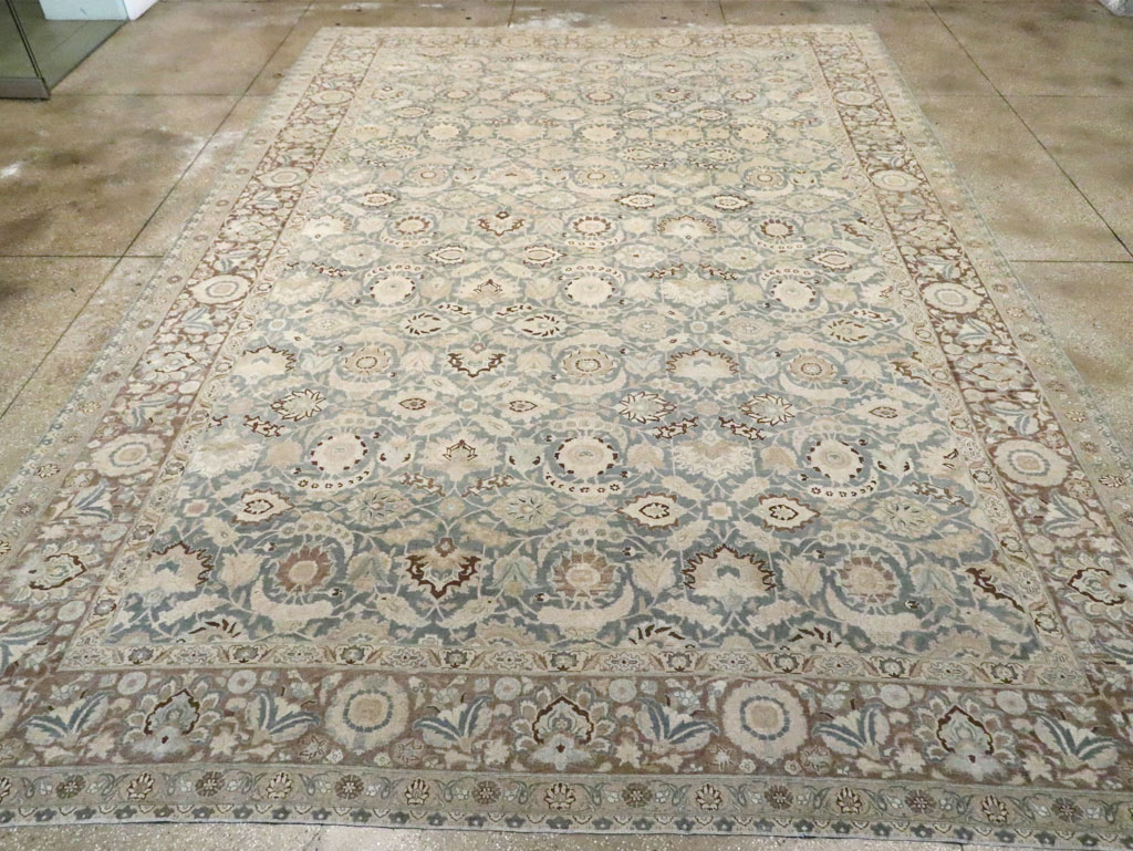 Antique Persian Tabriz Carpet, No.17733 - Gsblank