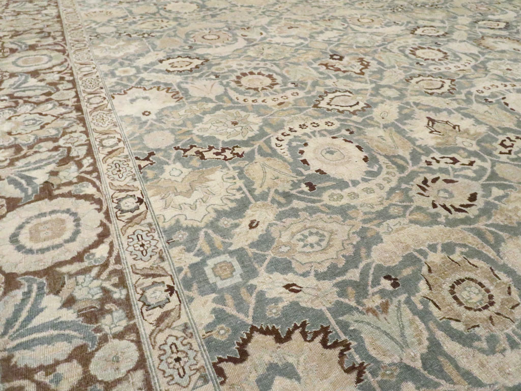 Antique Persian Tabriz Carpet, No.17733 - Gsblank