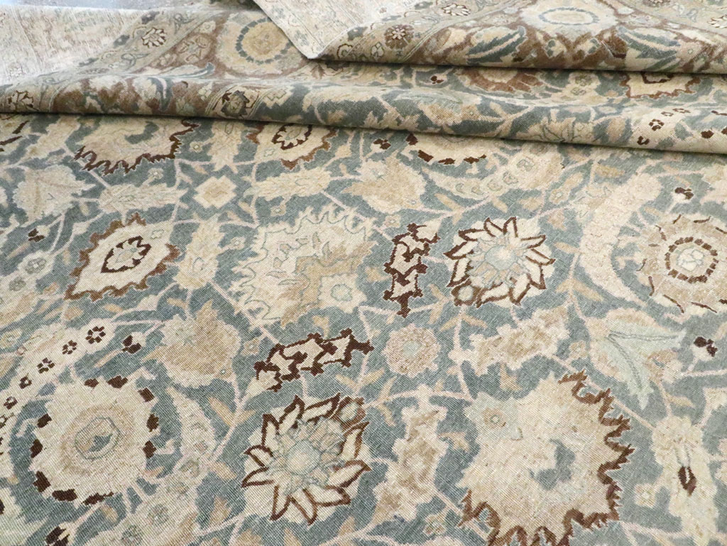 Antique Persian Tabriz Carpet, No.17733 - Gsblank