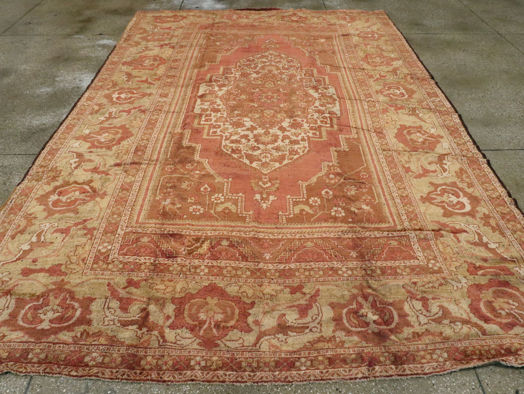 Antique Turkish Oushak Carpet, No.17739 - Gsblank