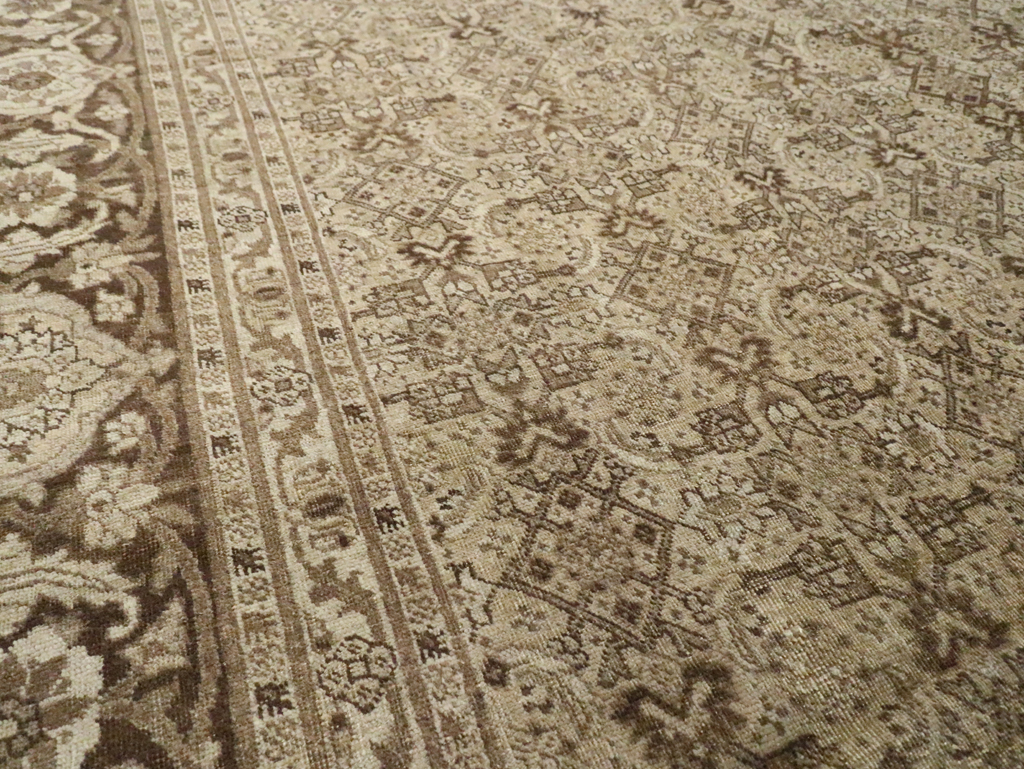 Antique Persian Tabriz Carpet, No.17745 - Gsblank