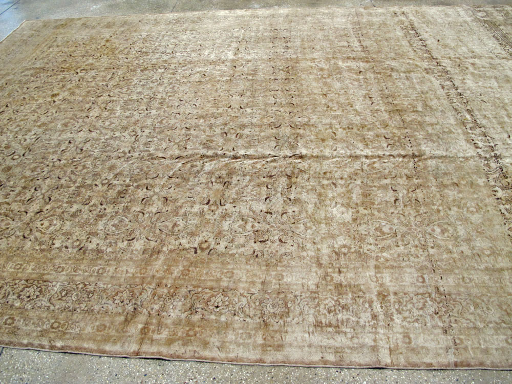 Antique Persian Mashad Carpet, No.17746 - Gsblank