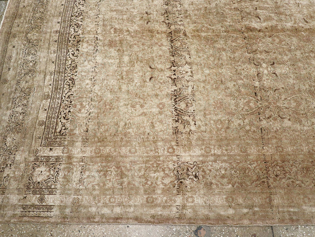 Antique Persian Mashad Carpet, No.17746 - Gsblank
