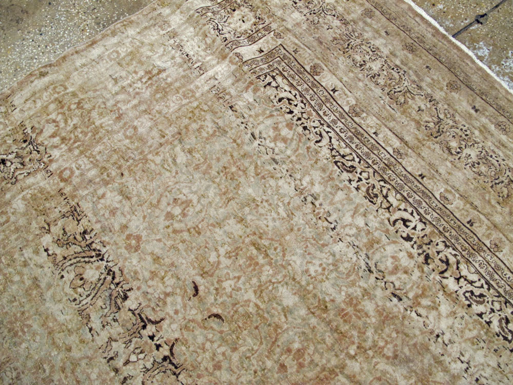 Antique Persian Mashad Carpet, No.17746 - Gsblank