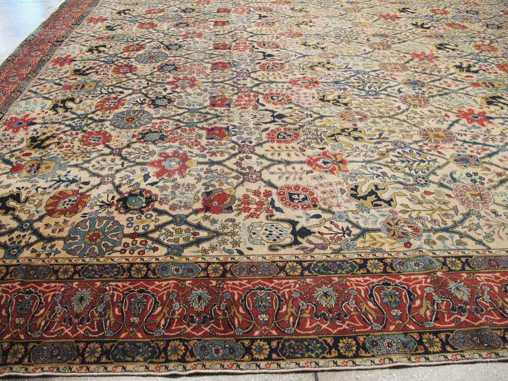 Antique Indian Lahore Square Carpet, No.17752 - Gsblank