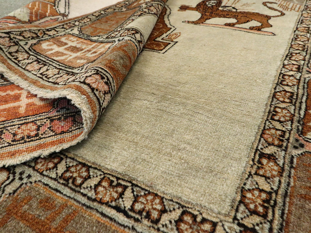 Vintage Persian Tabriz Pictorial Rug, No.17771 - Gsblank