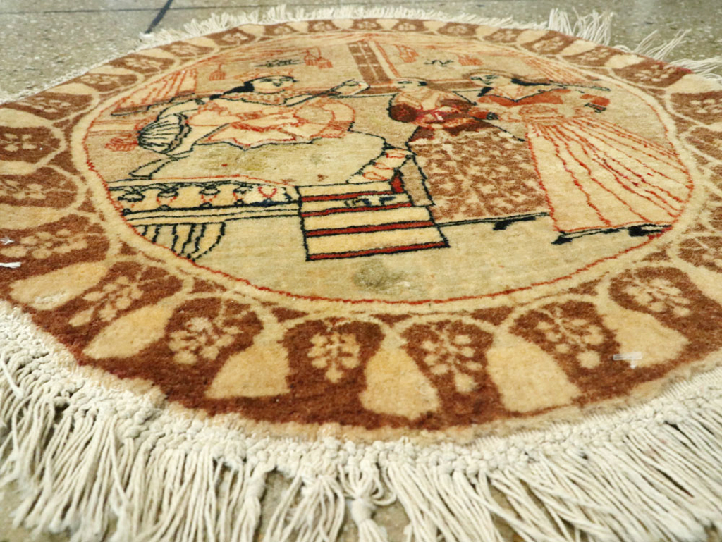 Vintage Persian Tabriz Pictorial Rug, No.17772 - Gsblank