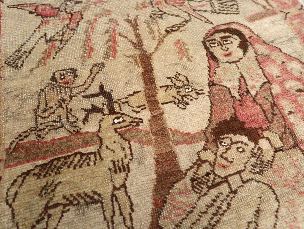 Antique Persian Tabriz Pictorial Rug, No.17773 - Gsblank