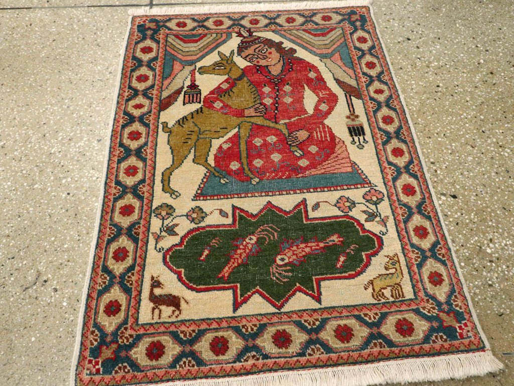 Vintage Persian Tabriz Pictorial Rug, No.17774 - Gsblank