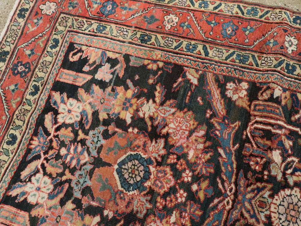 Antique Persian Mahal Carpet, No.17776 - Gsblank