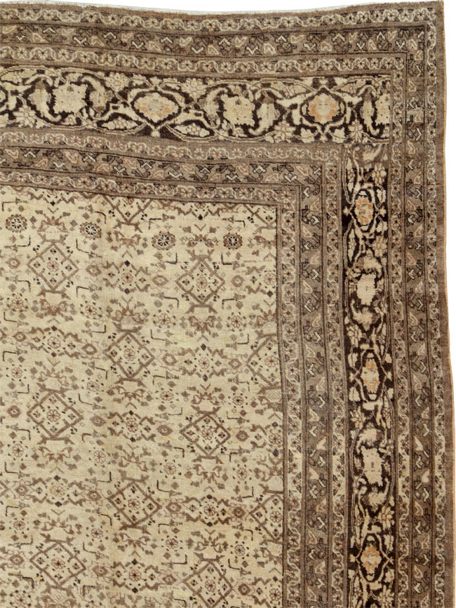 Antique Persian Tabriz Carpet, No.17777 - Gsblank