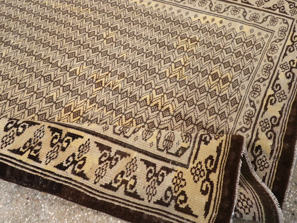 Vintage Indian Agra Rug, No.17800 - Gsblank