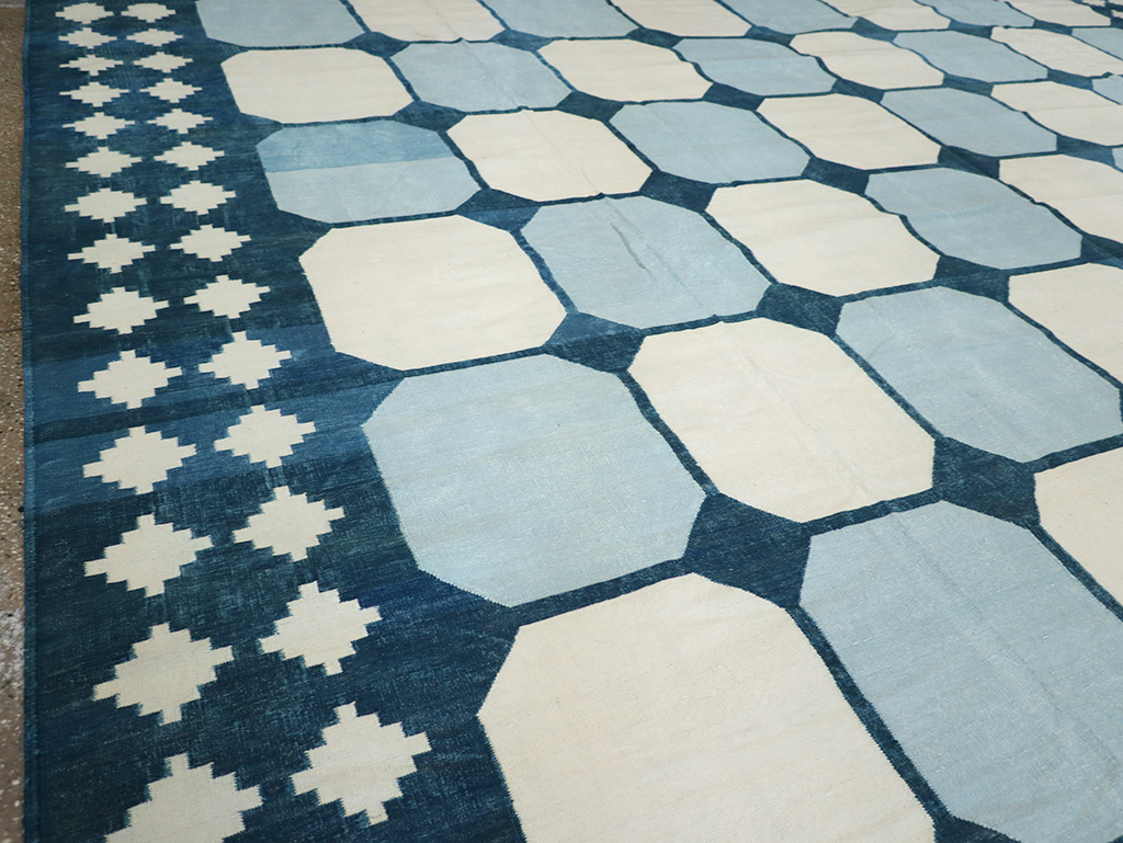 Vintage Indian Flatweave Kilim Dhurrie, No.17815 - Gsblank