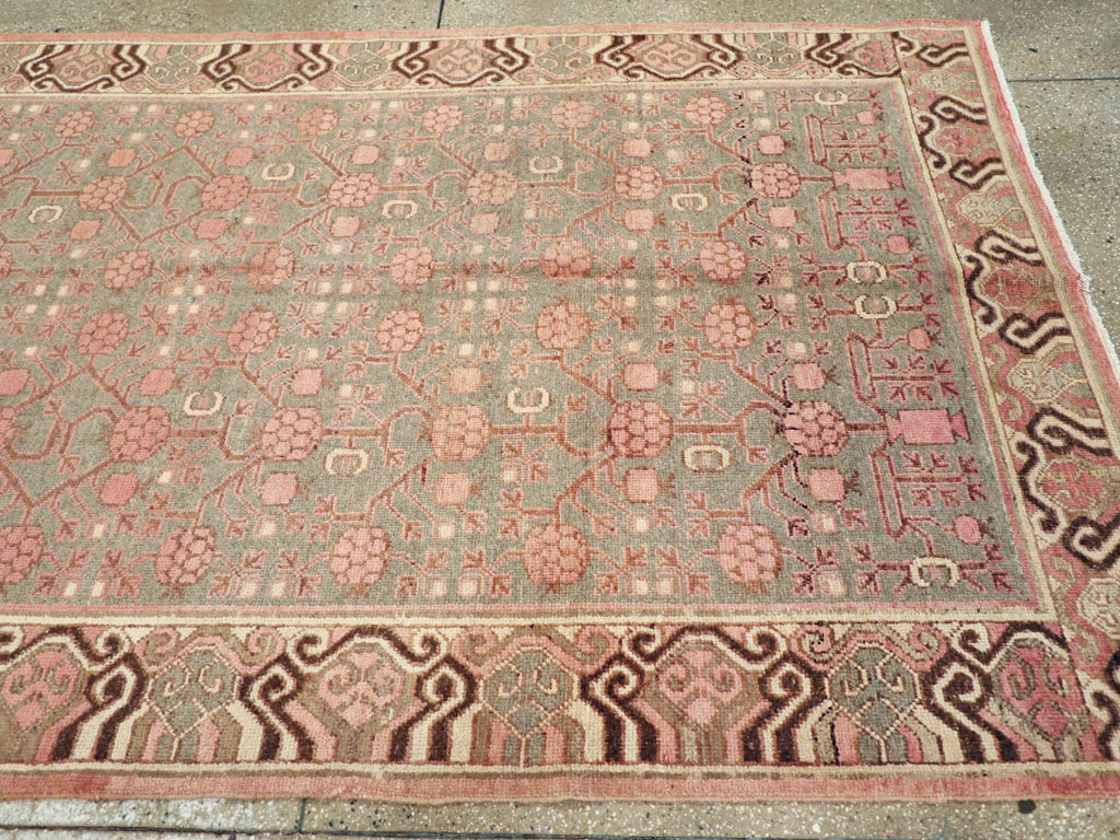 Vintage East Turkestan Khotan Carpet, No.17842 - Gsblank