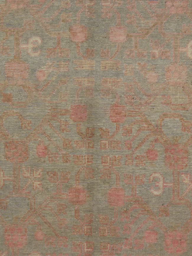 Vintage East Turkestan Khotan Carpet, No.17860 - Gsblank