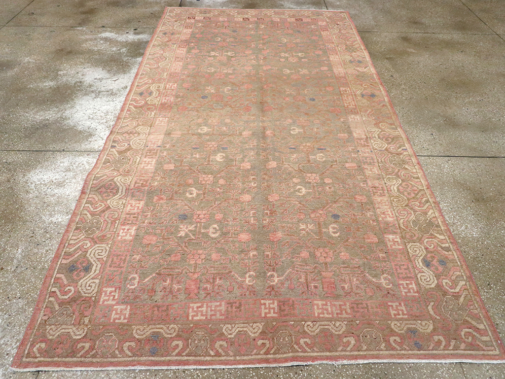 Vintage East Turkestan Khotan Carpet, No.17860 - Gsblank