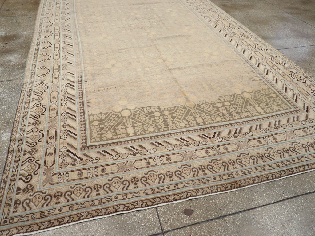 Vintage East Turkestan Khotan Carpet, No.17875 - Gsblank