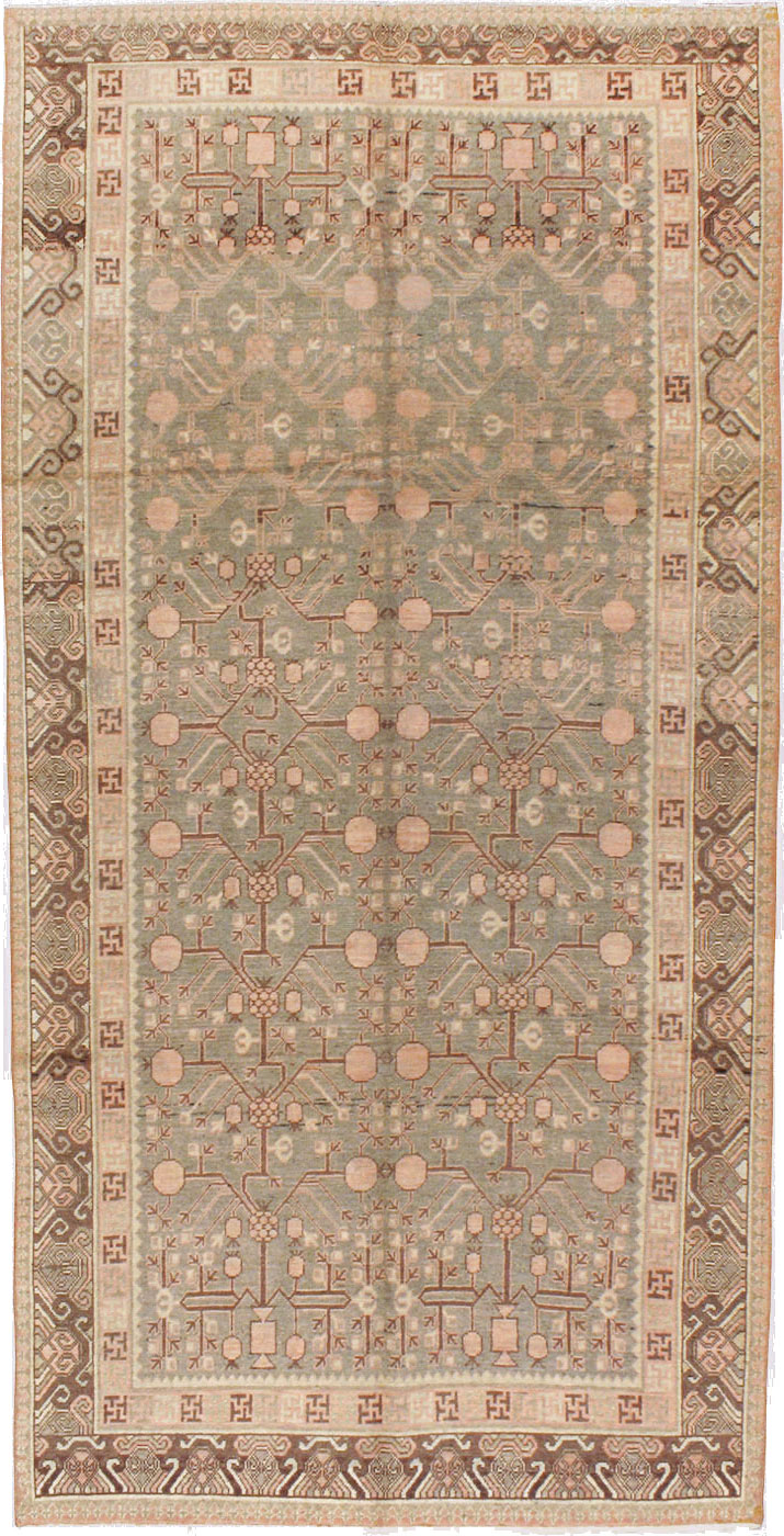 Vintage East Turkestan Khotan Gallery Carpet, No.17880 - Gsblank