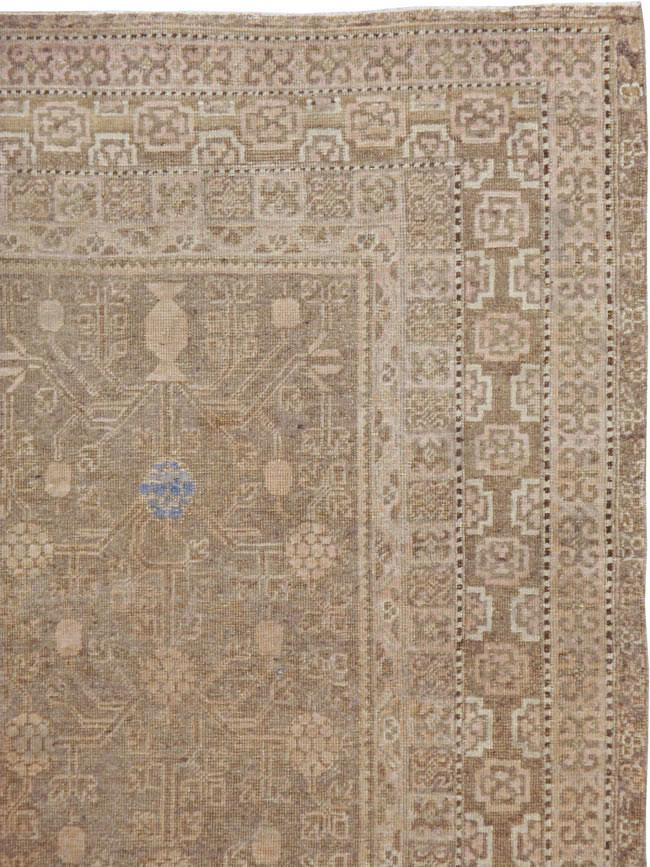 Vintage East Turkestan Khotan Carpet, No.17886 - Gsblank