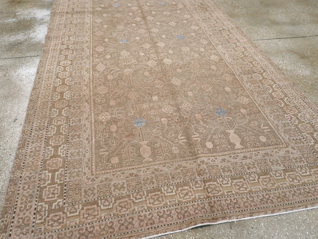 Vintage East Turkestan Khotan Carpet, No.17886 - Gsblank