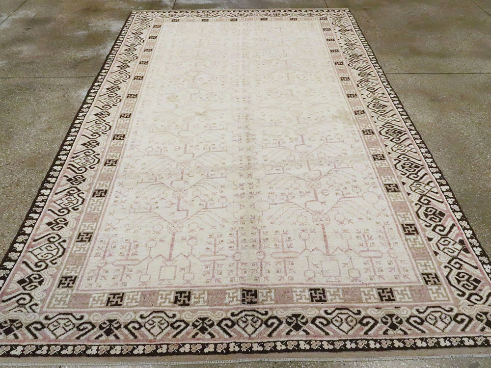Vintage East Turkestan Khotan Carpet, No.17892 - Gsblank