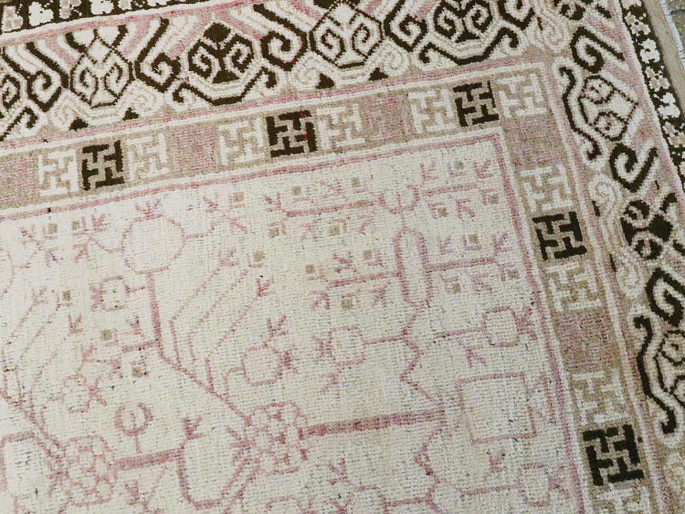 Vintage East Turkestan Khotan Carpet, No.17892 - Gsblank